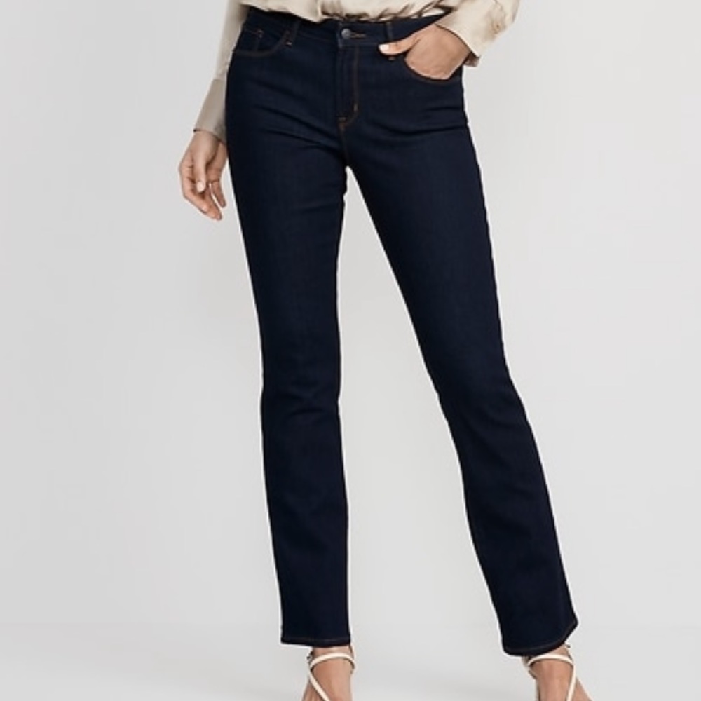 Mid-Rise Kicker Boot-Cut
Jeans
